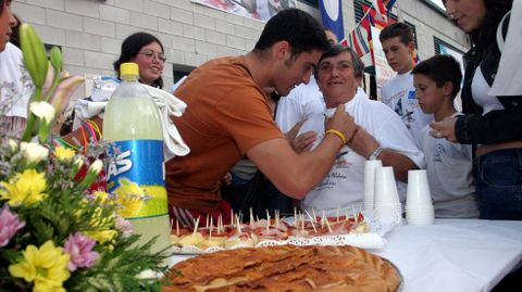 Firma de aut�grafos del pirag�ista de Ald�n. 