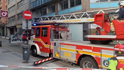 Imagen de archivo de los bomberos en una intervenci�n en A Coru�a