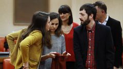 Montero (izquierda) fue la encargada de enmendar la ruptura con Errej�n anunciada por Iglesias