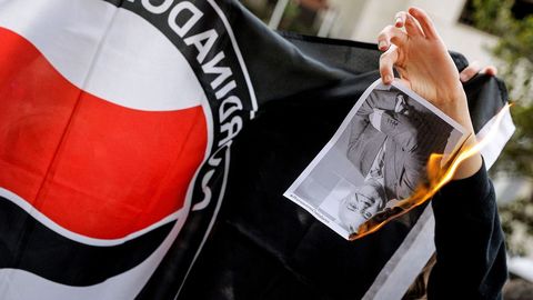 Quema de una foto del Juez Llarena por parte de un manifestante