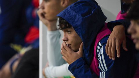 Enzo Alves, este jueves en el banquillo de la selecci�n espa�ola sub-17