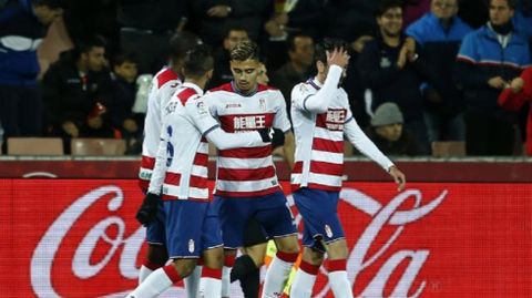 Granada Horizontal.Futbolistas del Granada celebran un gol