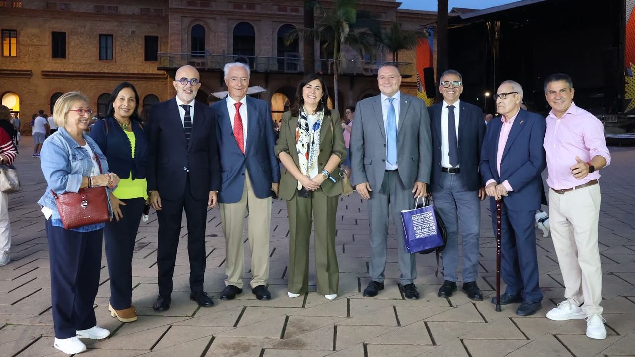 La alcaldesa de Lugo, Elena Candia, pregona el San Froilán de Nou Barris en Barcelona