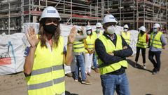 Carmen Pomar visitando unas obras en Ourense este martes junto a Manuel Baltar