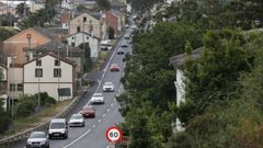 Tr�fico en la N-642 en Cangas, en una protesta de Alcoa (imagen de archivo)