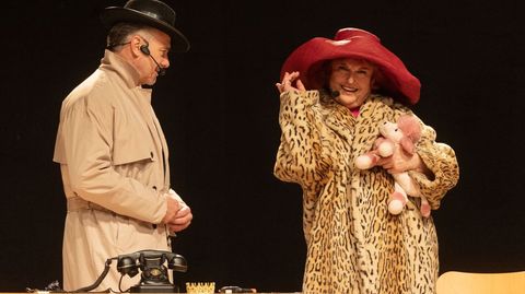 Pereira e Tet� Delgado, na representaci�n desta obra en Malpica 