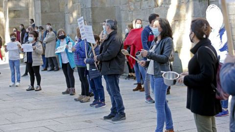 MANIFESTACI�N DE LA HOSTELER�A Y EL COMERCIO EN CALDAS DE REIS PARA PROTESTAR POR LAS RESTRICCIONES IMPUESTAS PARA FRENAR LA PANDEMIA COVID-19