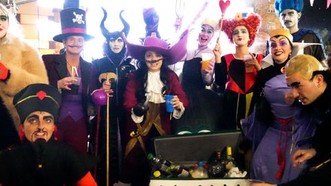 Carnaval de las Pe�as de Boiro