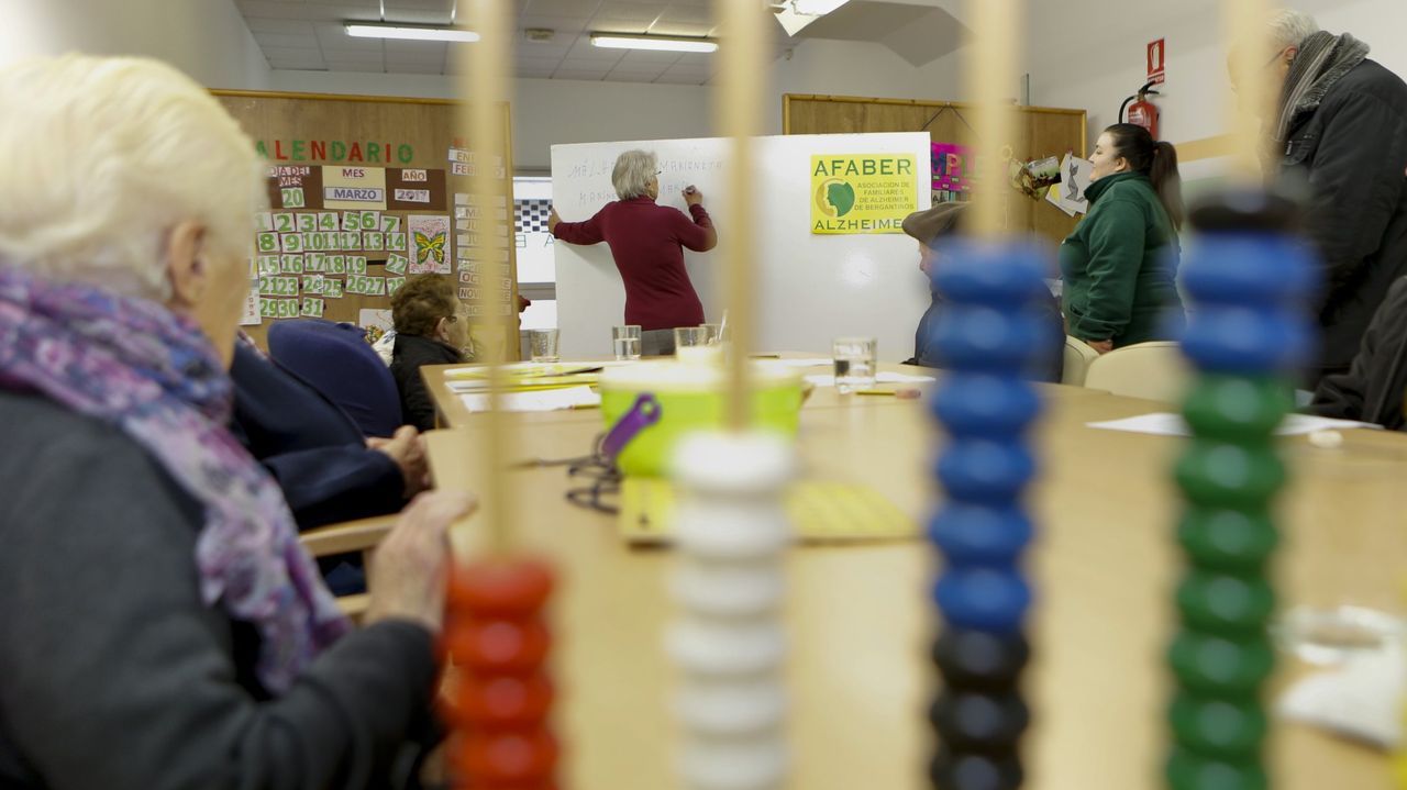 El camino a la neurodegeneración: la acumulación de desechos cerebrales explica parte del alzhéimer o párkinson