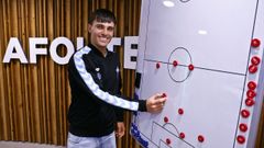 El jugador del Celta Miguel Rom�n, en la Cidade Deportiva Afouteza.