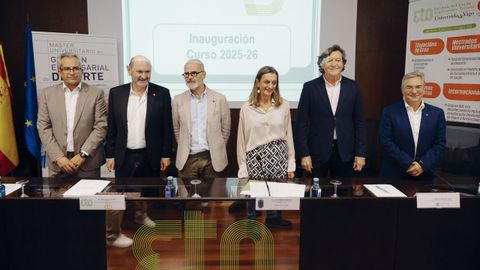 Rafael Louzn abre el Mster de Gestin Empresarial del Deporte en el Campus de Ourense.Patricio Snchez, Rafael Louzn, Jess Vzquez, Susana Reboreda, Jos Ramn Lete y Luis Menor, en la mesa de la presentacin del curso