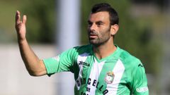 Antonio L�pez Ameijenda milit� en el Racing durante cinco a�os y ahora defiende la camiseta del Somozas