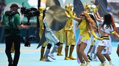 Shakira ya actu� en la ceremonia inaugural en el estadio Azteca.