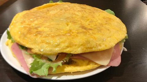 Tortilla de patata rellena de El Halcón Maltés