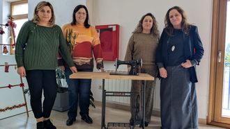 coser.Una joya del patrimonio domstico vuelve a la vida: restaurada la histrica mquina de coser donada por la familia de Fina, la costurera de Bergondo