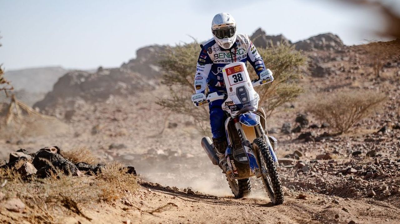 Iglesias supera la dureza de la tercera etapa y afronta el tramo clave del Dakar