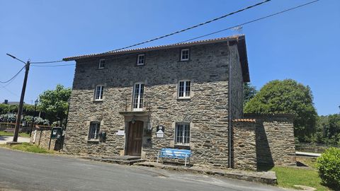 Inmueble del centro social de Santa Marta, en Bergondo