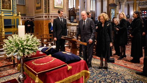 Los reyes emritos, en el funeral de Constantino de Grecia