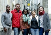 Braima E. Sambu, Alejandro Qui�o�, Cristiana Luis, Rina Elizabeht y Tania J�come, de oeneg�s. 