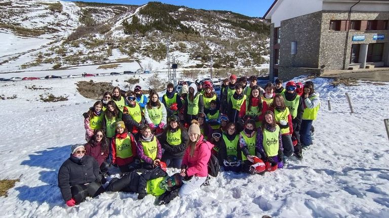 Finde na Neve larachs, en una edicin anterior 