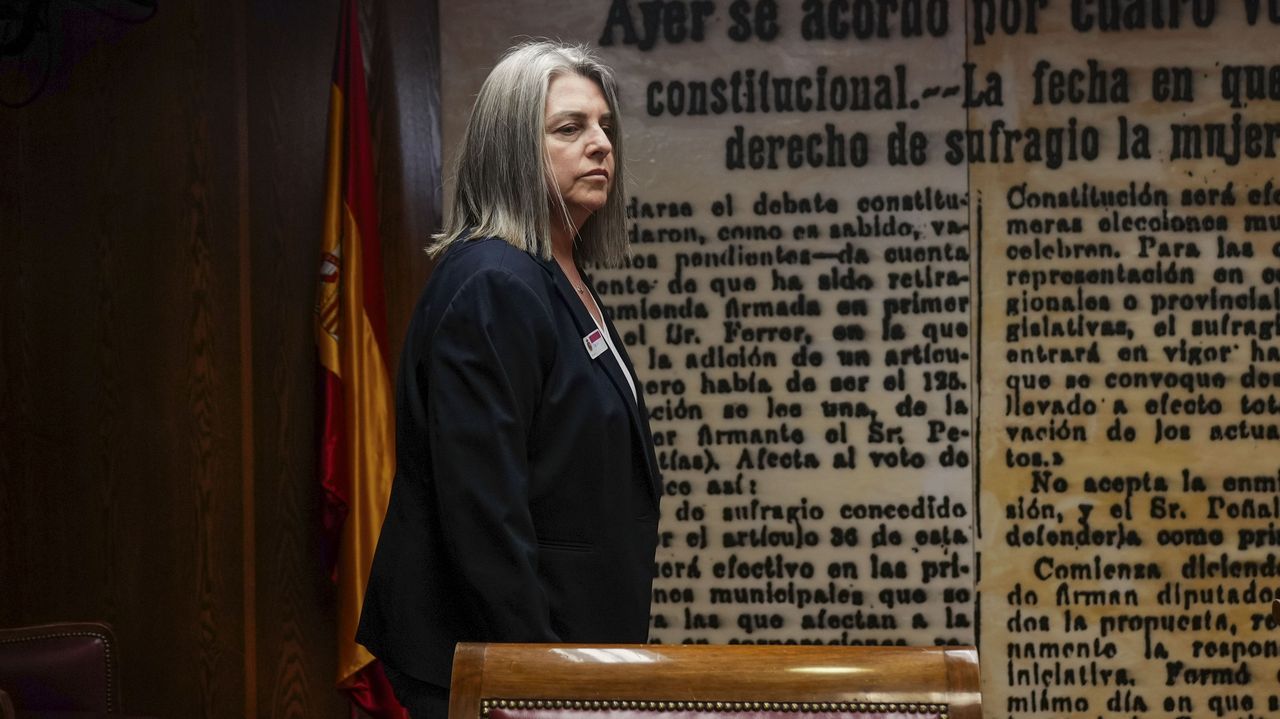 La mujer de Cerdán comparece en la comisión del caso Koldo pero se niega declarar
