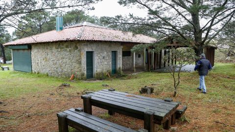 Imagen exterior del bar en la playa de O Vilar, que busca nuevos inquilinos