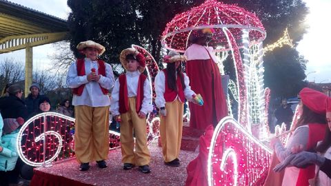 Otra de las carrozas que formaron parte de la cabalgata