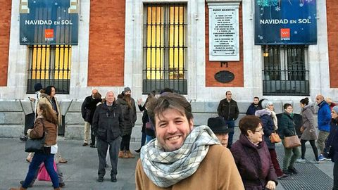 Abraham Men�ndez, en la Puerta del Sol