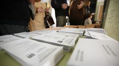 Los candidatos de la comarca depositan su voto