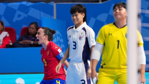 Vane Sotelo, celebrando su gol ante Tailandia en el debut del Mundial