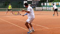 Imagen de un partido de dobles disputado durante la jornada de San Xo�n.