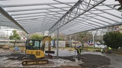 Avance de los trabajos para cubrir el parque de la Praza do Inferni�o, en una foto tomada este jueves.