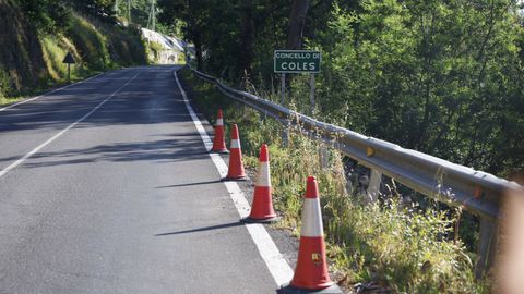 Carretera Casilla-Barra de MI�o (Coles), OU-0503, de la Diputaci�n de Ourense.