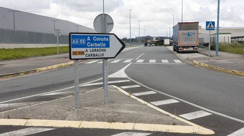 Uno de los accesos al pol�gono de A Laracha