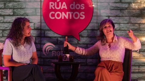 Atenea Garca e Vero Rilo, en Bailan as vellas: os contos das cereixas