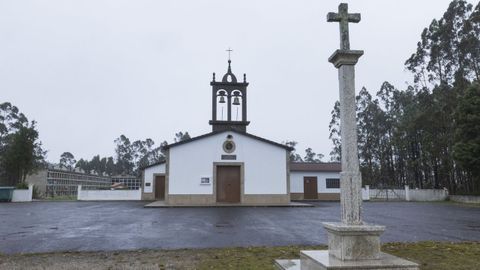 Capilla y cementerio de Albor�n, en Rus (Carballo)