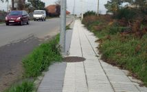 La de As Sinas es una de las carreteras de la comarca que dependende la Diputaci�n. 