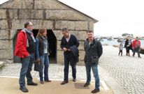 P�rez present� ayer a los hosteleros su proyecto para concluir la remodelaci�n de Moreiras. 