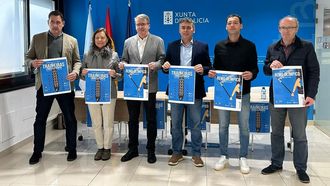 El conselleiro de Deportes, Manuel P&eacute;rez; la presidenta del Club N&aacute;utico de Castrelo de Mi&ntilde;o, Beatriz Alberte; el delegado de la Xunta en Ourense, Manuel Pardo; el alcalde de Castrelo de Mi&ntilde;o, Avelino Pazos; el asesor de Deportes de la Diputaci&oacute;n, Enrique &Aacute;lvarez; y el concejal de Deportes de Castrelo de Mi&ntilde;o, Jos&eacute; Antonio Ferreiro