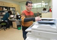�ngel Reim�ndez, en Down Compostela, donde se anunci� ayer su nuevo contrato indefinido. 