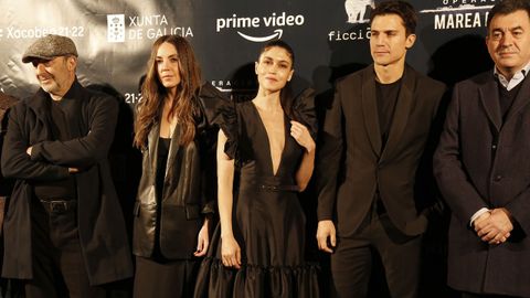 presentacion serie Operación marea negra, con fotocol, estará conselleiro de cultura e actores, entre eles, álex gonzález, PREESTRENO SERIE DE AMAZOM PRIME