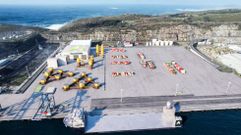 Recreacin virtual de la futura planta de ensamblaje de estructuras para parques flotantes de WindWaves en el puerto exterior de Ferrol.