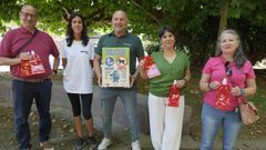 Imagen de la presentaci�n en junio de la campa�a por los orines de los perros