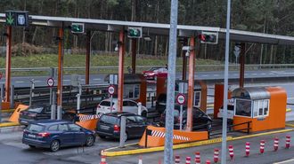 Cabinas de peaje de la AG-55, a su paso por Carballo