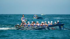 As� luci� la trainera de Ares en las cuatro primeras regatas de la Liga ACT