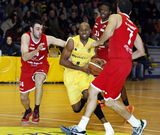 El presidente del Araberri dice que su equipo no volver� a perder de 25 en O Pombal como hace un a�o. 