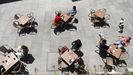 Ambiente en las terrazas de Santiago de Compostela