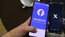 Dispositivos con Facebook y X.