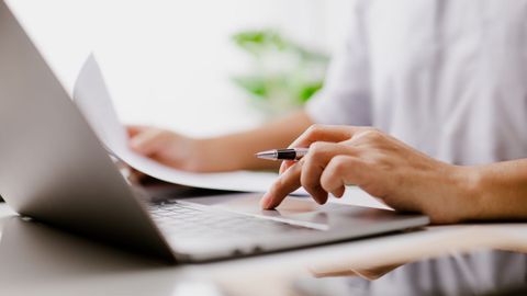 Se recomienda enviar los relatos en un formato digital