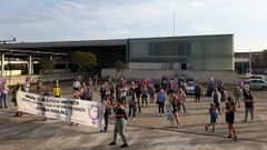 Concentraci�n feminista frente a la Audicia de Gij�n para reclamar justicia para Paz Fern�ndez Borrego en el inicio del juicio al acusado de su muerte, Javier Ledo